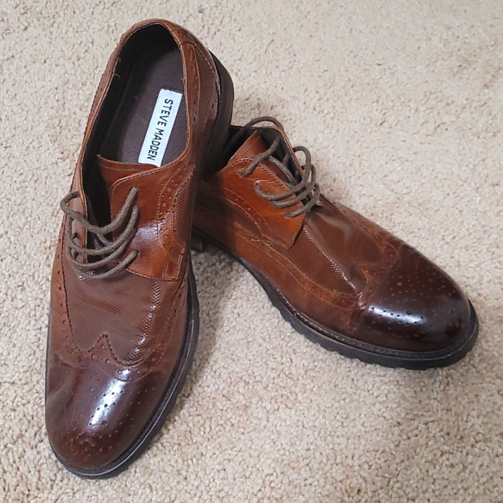 Cognac Wing-Tip Men's Shoes